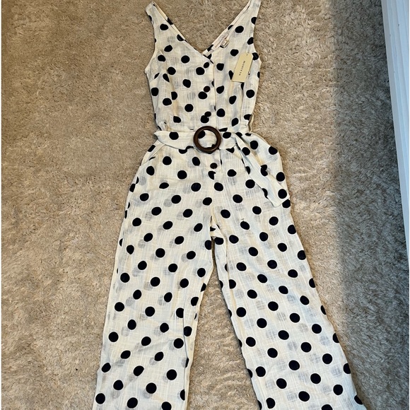 MONTEAU Sleeveless V-Neck Romper - Picture 1 of 8